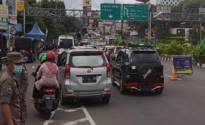 Cegah Macet saat Arus Balik, Polisi Berlakukan One Way dari Puncak ke Jakarta