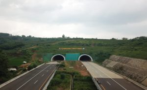 Brantas Abipraya Berkontribusi Bangun Tol dengan Terowongan Kembar Pertama di Indonesia