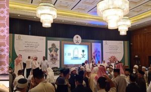 Saudi Kembali Distribusikan Al-Qur’an dan Kurma di Indonesia