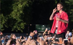 Justin Bieber Kembali Lanjutkan Rangkaian Tur Dunia