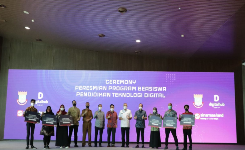 Sinar Mas Land Berikan Beasiswa Coding untuk Puluhan Pemuda-pemudi di Tangerang  