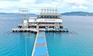 Pembangkit Listrik Terampung Pertama di Indonesia Resmi Beroperasi