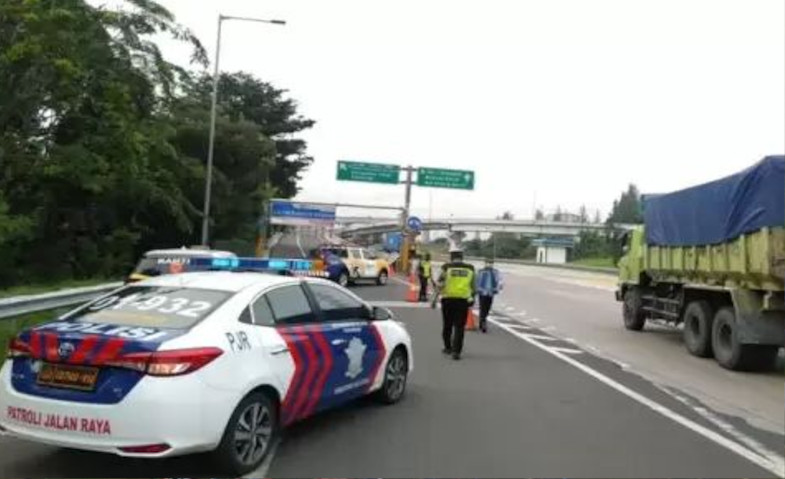 Urai Kemacetan, Jalan Tol Layang MBZ Ditutup Sementara