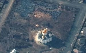Penampakan Kuburan Massal di Kota Bucha, Ukraina