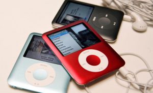 Apple Resmi Hentikan Produksi iPod setelah 20 Tahun