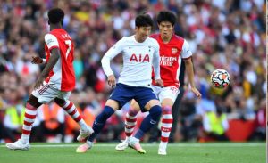 Demi Berebut Tempat Keempat, Tottenham-Arsenal Saling Sikut