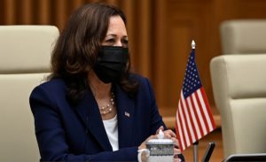 Sembuh dari COVID-19, Wapres AS Kamala Harris Langsung Kembali Kerja