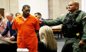 Penyanyi R Kelly Divonis 30 Tahun Penjara