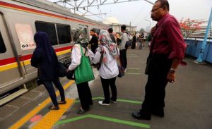 KAI Targetkan Waktu Tunggu KRL Jadi 3 Menit