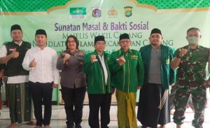 NU CAKUNG GELAR KHITANAN MASSAL