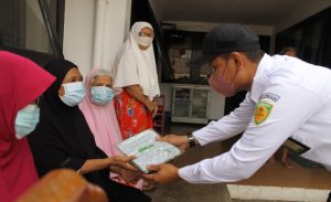 BAZNAS Salurkan Paket Kurma ke Panti Sosial dan Panti Rehabilitasi Disabilitas Mental di Bekasi