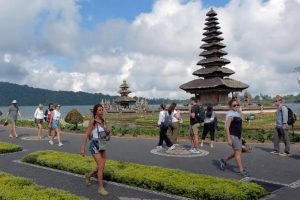 Kemenparekraf Maksimalkan Potensi Kunjungan Wisatawan Australia ke Bali