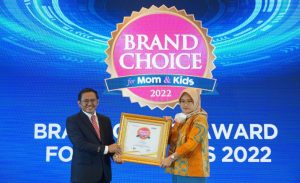 MOMAZ Gendongan Bayi Raih Penghargaan Brand Choice Mom and Kids