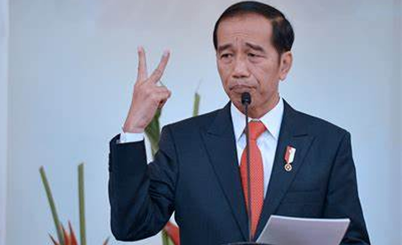 Mulai 2024, Jokowi Akan Setop Memasukkan Aspal