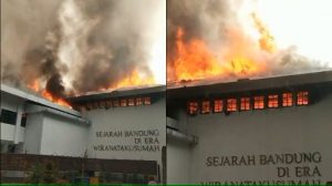 Kebakaran di Balai Kota Bandung, Terlihat Asap Membubung Tinggi