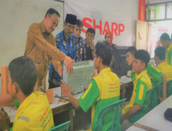 Program Sharp Class Berlanjut, Kini Giliran Di SMKN 1 Blitar
