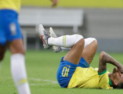 Neymar dan Danilo Dipastikan Absen Lawan Swiss
