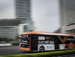 TransJakarta Tambah 100 Unit Bus Listrik, Komitmen Mengurangi Polusi Udara