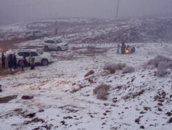Salju Selimuti Pegunungan di Arab Saudi Jelang Tahun Baru 2023