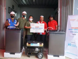 Peduli Gempa Cianjur, Sharp Hadirkan Fasilitas Sanitasi