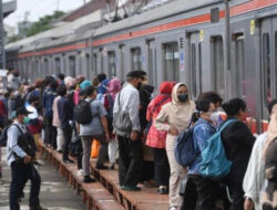 Kemenhub Kaji Tarif KRL Orang Kaya dan Miskin