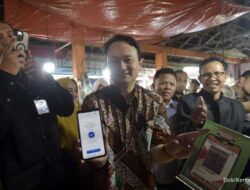 Tinjau Pasar di Pekanbaru, Wamendag Jerry: Stok & Harga Bapok Terkendali