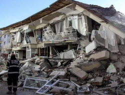 Imbas Gempa 7,8 Magnitudo di Turki, Ribuan Orang Terancam Kedinginan