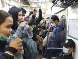 Selama Ramadan, Penumpang Boleh Buka Puasa di Dalam KRL