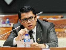 Soal Transaksi Janggal Kemenkeu Rp349 Triliun, Arteria Tunggu Klarifikasi Mahfud MD
