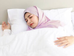 Waspada! 3 Penyakit Mengintai Akibat Tidur setelah Sahur