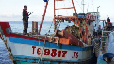 KKP Tangkap Kapal Ilegal Asal Vietnam di Natuna