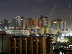 Lebanon Tembakan 30 Roket ke Israel