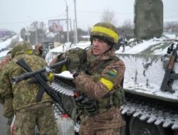 Karna Perang Ukraina Rekor Belanja Militer Global Naik?