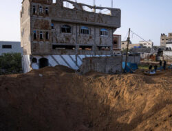 Serangan Udara Israel Mengakibatkan Infrastruktur di Gaza Hancur