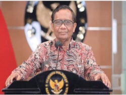 Mahfud MD Minta Kementerian Hingga BUMN Tunda Halal BihalaI