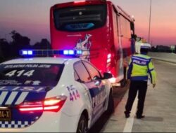 Bus Milik DPRD Surabaya Alami Kecelakaan di Tol Pasuruan-Probolinggo