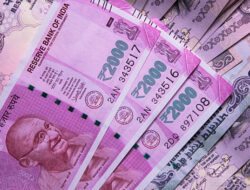 India Menarik Mata Uang 2.000 Rupee Saat Menjelang Pemilu