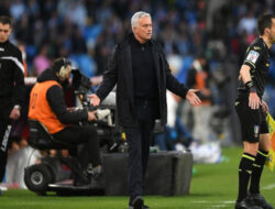 Jose Mourinho Kecam VAR Setelah Roma Kalah dari Lazio dalam Pertandingan Coppa Italia yang Kontroversial