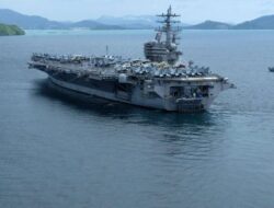 Kapal Induk USS Ronald Reagan Batal Berlabuh di Bali karena Cuaca Buruk