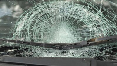 Mobil di JLNT Antasari Alami Kecelakaan hingga Terbalik