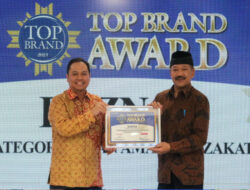BAZNAS Kembali Raih TOP Brand 2023 Badan Zakat dan Amal