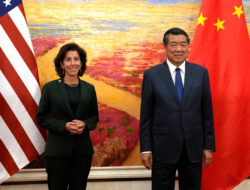 Menteri Perdagangan AS Gina Raimondo Memperkuat Hubungan dengan China dalam Isu Ekonomi dan Keamanan Nasional