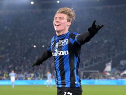 Rasmus Hojlund Mengunjungi Manchester United untuk Tes Kesehatan