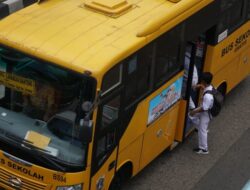 Pemanfaatan Transportasi Publik oleh Pelajar untuk Mengurangi Polusi Udara