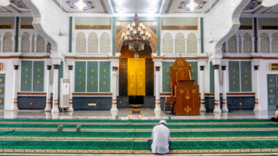 Ini Ganjaran Bagi Orang yang Datang ke Masjid