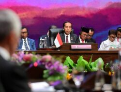 ASEAN: Pusat Perdagangan Dunia, Jokowi Minta AS Berkomitmen pada Perdamaian