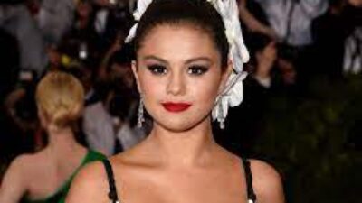 Selena Gomez Istirahat dari Medsos