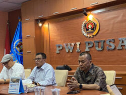 Rapat Perdana Seluruh Pengurus Baru PWI, Hendry CH Bangun: Saling Kenal dan Bekerjasama dengan Baik