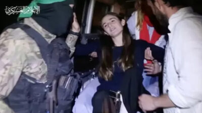 Gencatan Senjata Hari Ke-5, Pejuang Hamas Bebaskan Gadis Israel dan Anjingnya