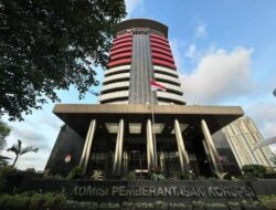 KPK Periksa Rudi Tanoe Terkait Kerja Sama Penyaluran Bansos yang Dikorupsi